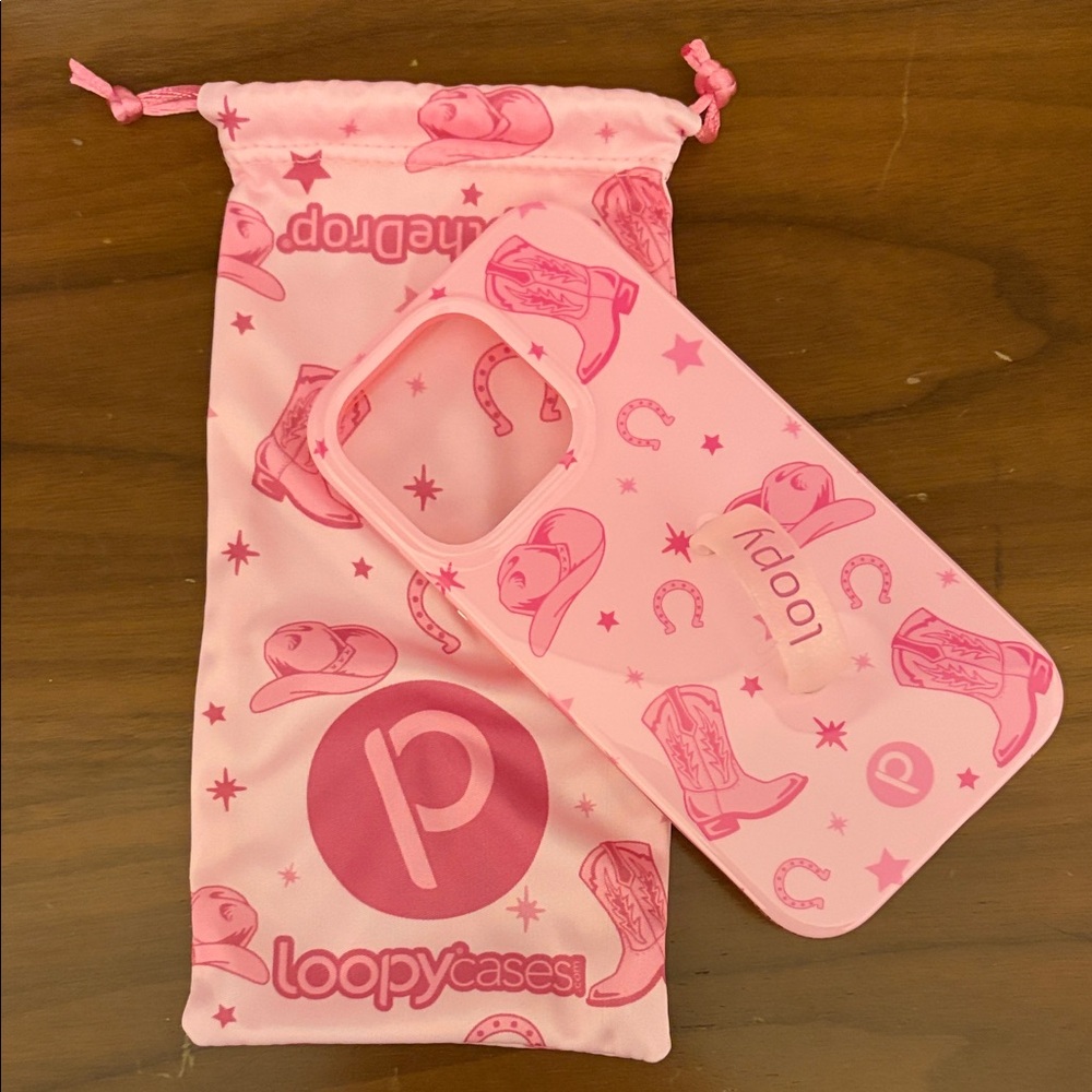 NWT Lefty iPhone 15pro Loopy Case